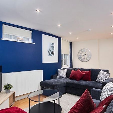 Stunning Hepburn Suite! Bath Bagian luar foto