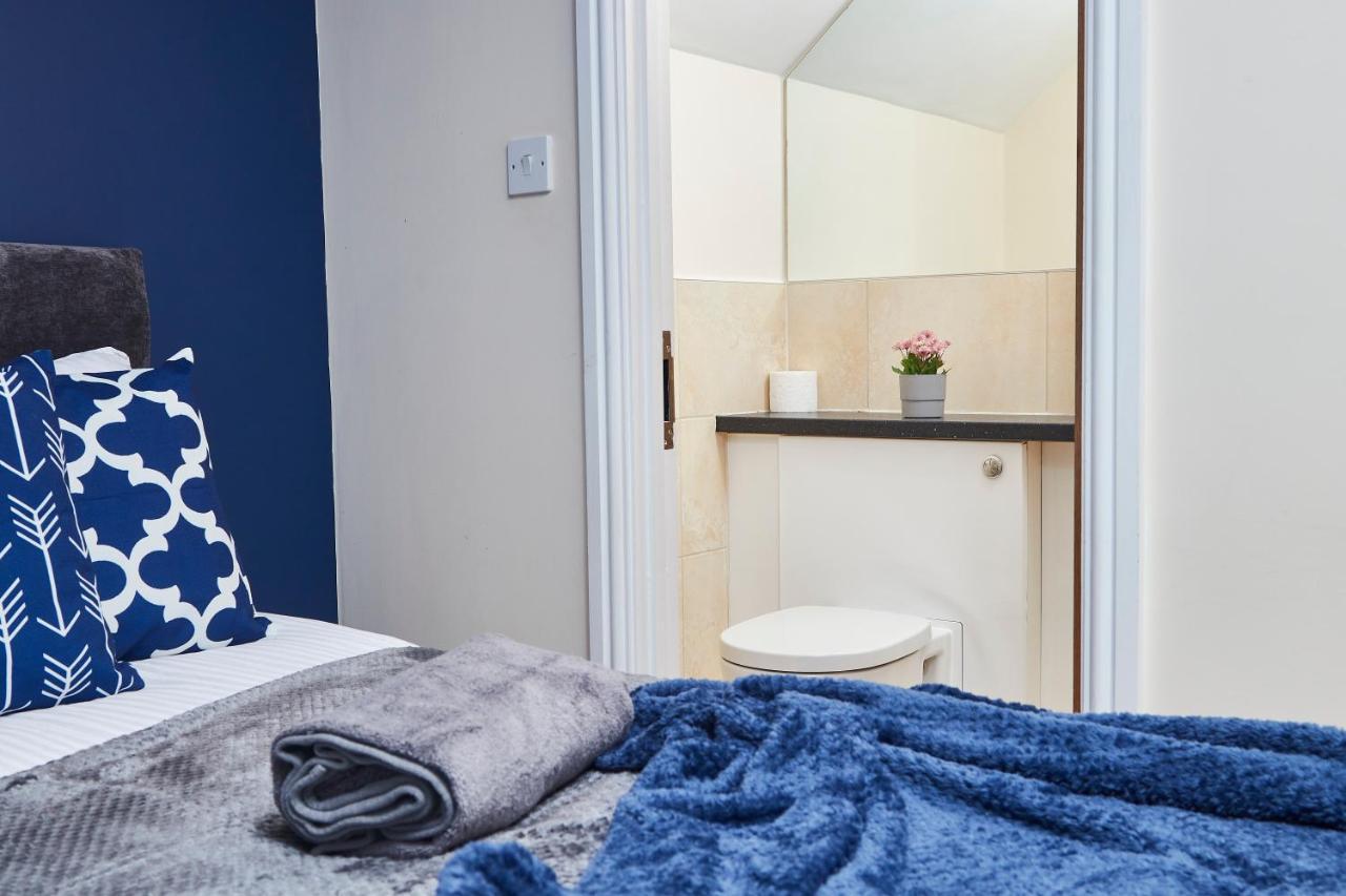 Stunning Hepburn Suite! Bath Bagian luar foto