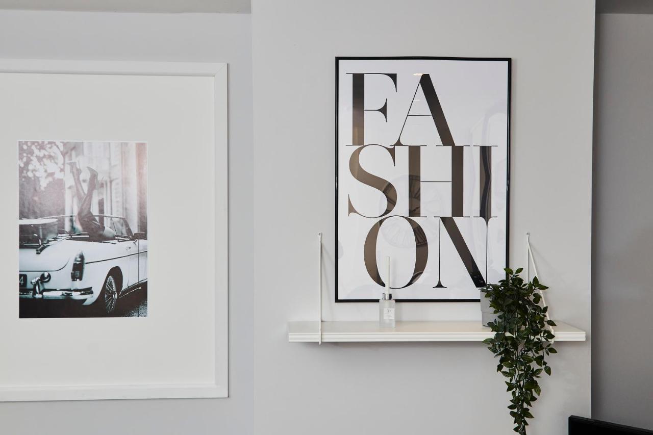 Stunning Hepburn Suite! Bath Bagian luar foto